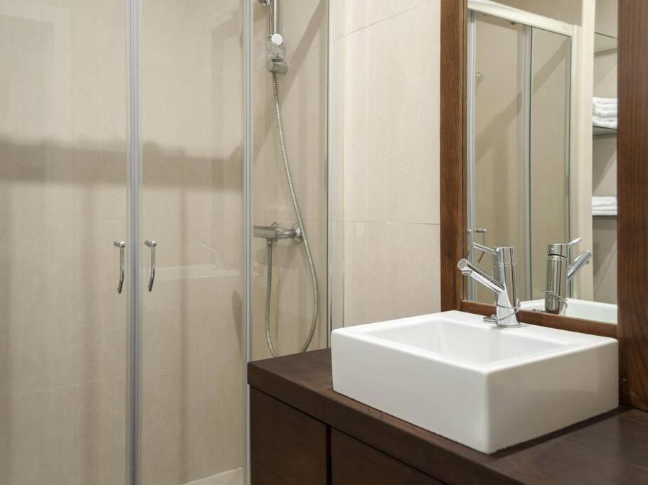 Apartamento En Puerta Del Sol 2 Madrid Kültér fotó